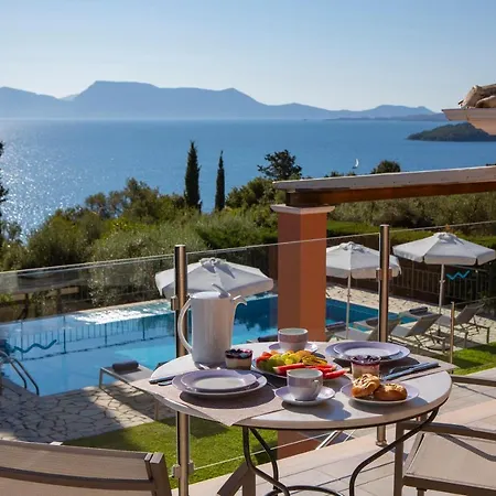 Ionian Luxury * ニキアナ